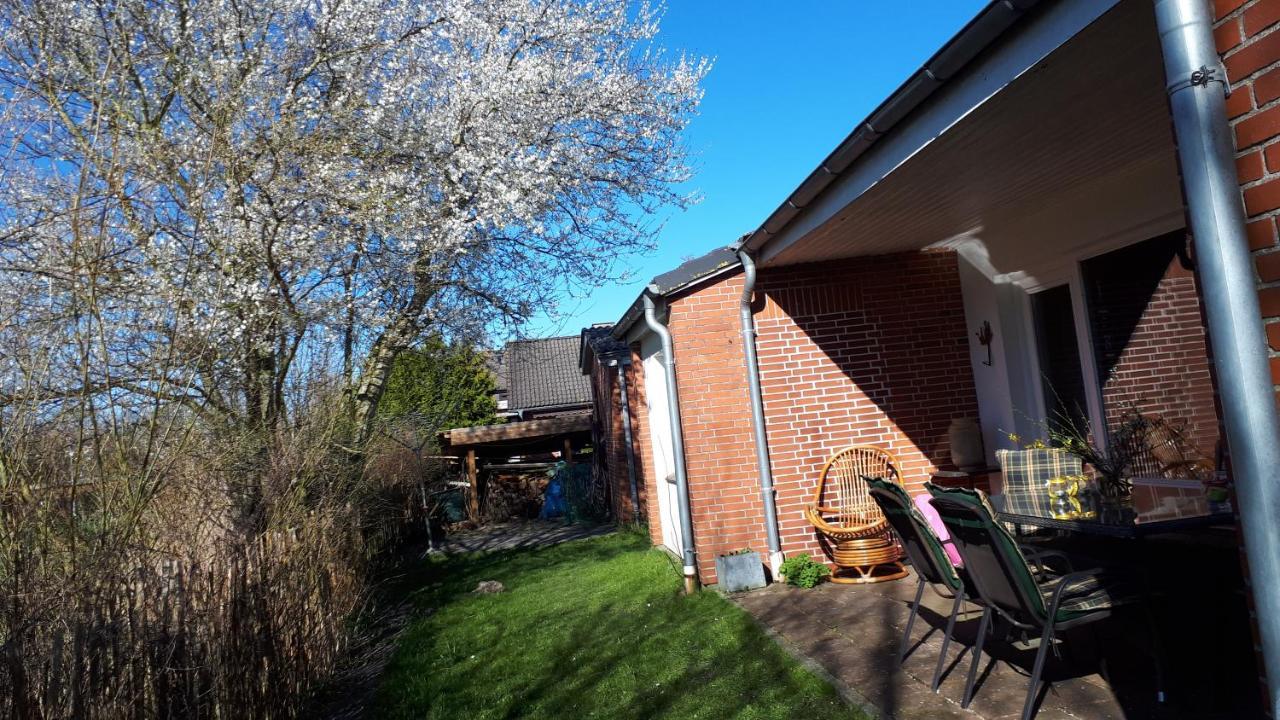 Ferienhaus In Buesumer Deichhausen - Buesum An Der Nordsee Fuer Bis Zu 9 Personen Екстер'єр фото