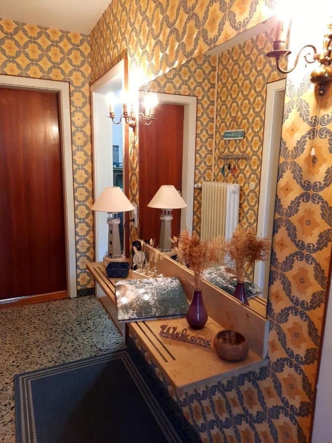 Ferienhaus In Buesumer Deichhausen - Buesum An Der Nordsee Fuer Bis Zu 9 Personen Екстер'єр фото